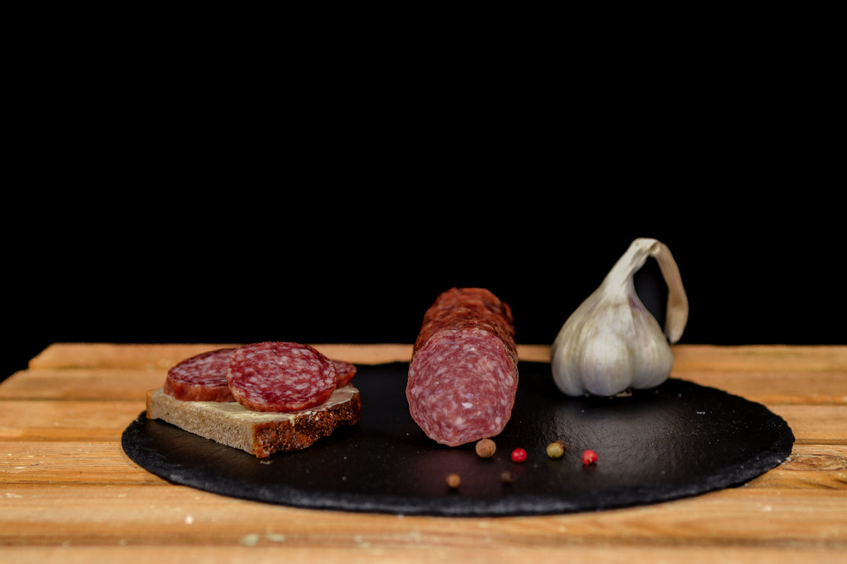 Salami mit Knoblauch Almburschen
